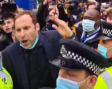 Petr Cech trở thành nạn nhân của European Super League