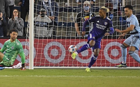 VIDEO: Nani đánh gót tuyệt đỉnh ghi bàn ở MLS