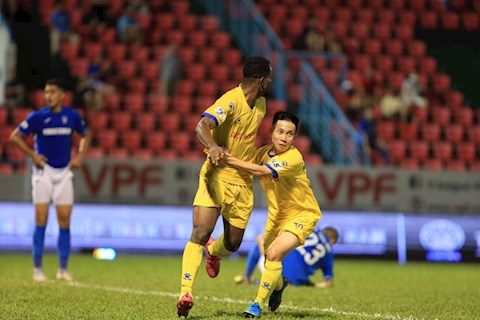 Nam Định và Thanh Hóa từ chối AFC Cup, VFF tính phương án B