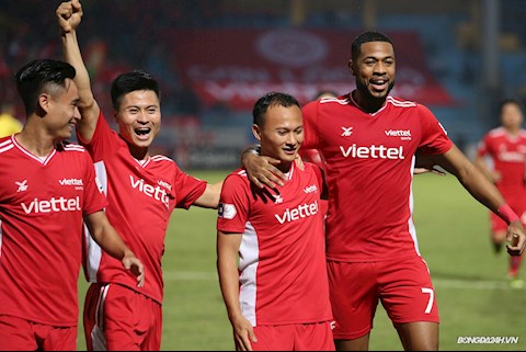 Xem lại siêu phẩm sút xa vào lưới CLB Hà Nội của tiền vệ Trọng Hoàng