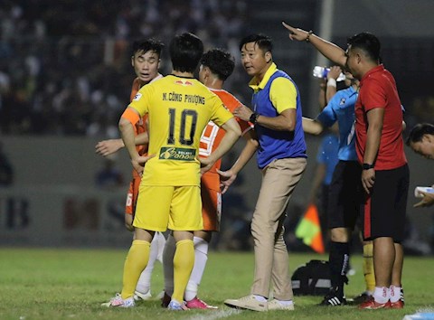 Học Son Heung Min, Công Phượng nghe lén chiến thuật đối phương