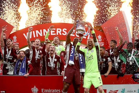 Đánh bại Chelsea, Leicester lần đầu tiên vô địch FA Cup