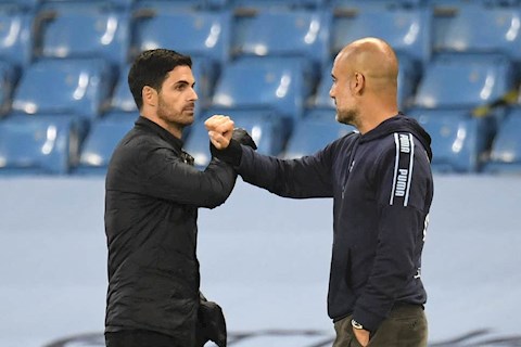 Pep Guardiola có vài lời nhắn gửi đến Arsenal