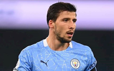 Pep Guardiola: Ruben Dias sẽ sớm trở thành đội trưởng của Man City