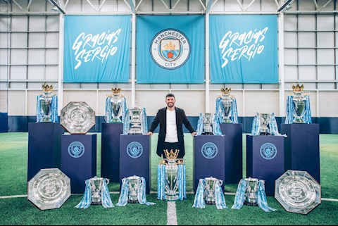 Man City tri ân Aguero siêu độc trước trận đấu cuối cùng