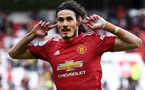 Edinson Cavani xứng đáng đá chính ở Gdansk, nhưng chưa chắc đó là phương án hay