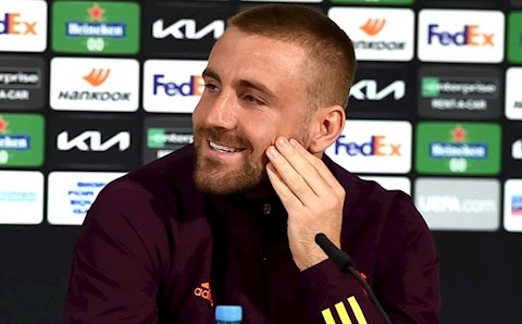 Luke Shaw: Chúng tôi không cần Sir Alex