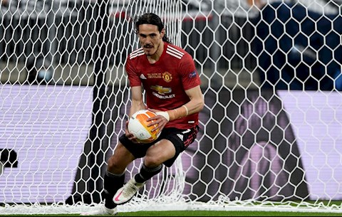 Edinson Cavani lên tiếng sau thất bại ở trận CK Europa League