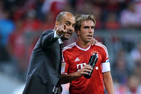 Philipp Lahm: Thứ bóng đá của Guardiola là sự tôn vinh dành cho các cá nhân