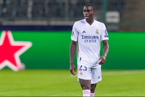Ferland Mendy: Hành trình từ chiếc xe lăn ở tuổi 14