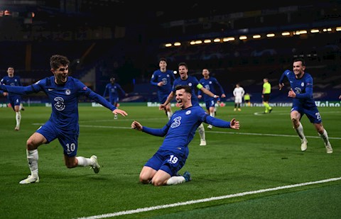 Chelsea: Thấy thanh xuân ngày nào bỗng dưng trở lại