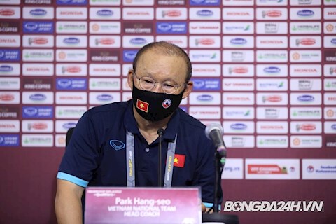 HLV Park Hang Seo vẫn được tham dự họp báo trước trận gặp ĐT UAE