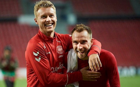 Eriksen lần đầu lên tiếng sau sự cố ngừng tim