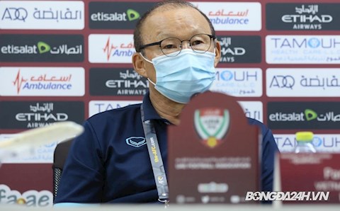 HLV Park Hang Seo: UAE là đội rất mạnh nhưng chúng tôi không cầu hòa
