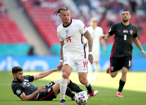 Kalvin Phillips sẵn sàng chơi mạo hiểm trước tuyển Đức