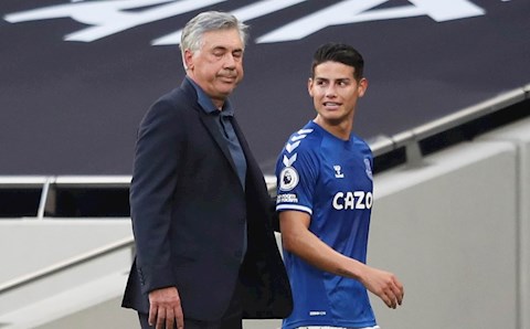Nhọ như James Rodriguez
