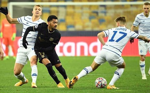 Barca thanh lý hợp đồng với truyền nhân của Busquets