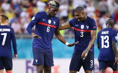 Pogba bị huyền thoại MU chê chưa trưởng thành sau trận thua của Pháp