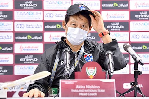 Sếp Thái Lan úp mở về kịch bản sa thải HLV Nishino