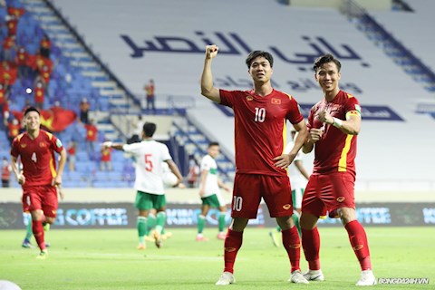 Báo Malaysia nhắc nhở đội nhà trông chừng "Messi Việt Nam"