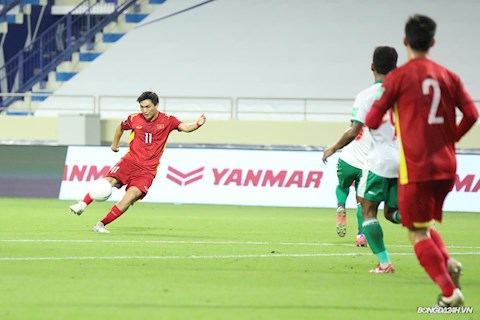 VIDEO: Tuấn Anh bắt vô lê đẹp mắt nhưng không thắng được thủ môn Indonesia