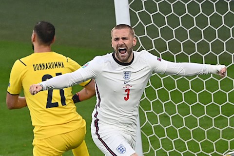 3 sao MU phát cuồng với bàn thắng của Luke Shaw