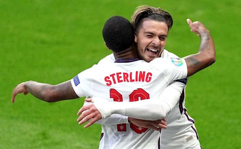 Roy Keane chỉ trích sao tuyển Anh: Sterling và Grealish ở đâu?