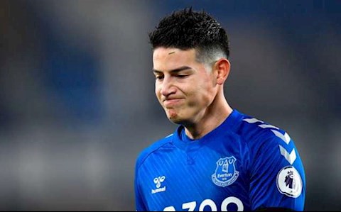 Benitez để ngỏ khả năng tống khứ James Rodriguez khỏi Everton