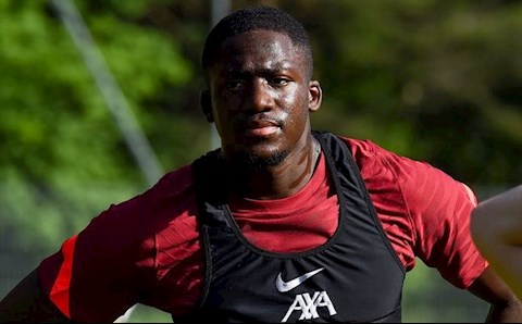Tân binh Konate của Liverpool tiết lộ năng lực kỳ lạ của bản thân
