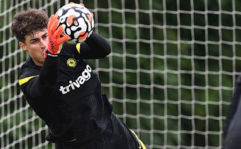 VIDEO: Kepa trổ tài dứt điểm khiến Werner phải khóc thét