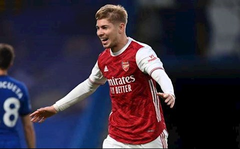 Smith Rowe nhận áo số 10, ký hợp đồng 5 năm với Arsenal