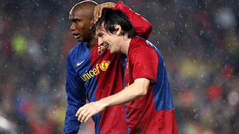 Cựu tiền đạo Barca: Phải nói là Messi được thi đấu cùng tôi mới đúng