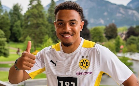 Dortmund chính thức chiêu mộ sao khủng Hà Lan