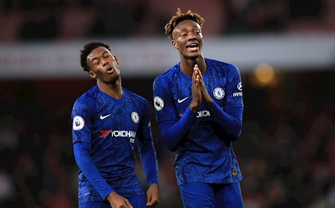 Điểm tin bóng đá sáng 24/3: MU chiêu mộ người cũ Chelsea