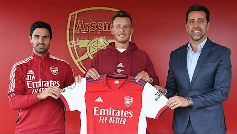 HLV Arteta quyết chiêu mộ Ben White sau khi tham khảo ý kiến Saka