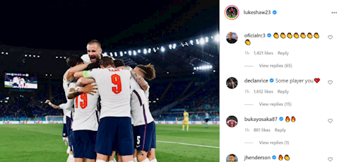 Roberto Carlos vào tận trang cá nhân của Luke Shaw để khen ngợi