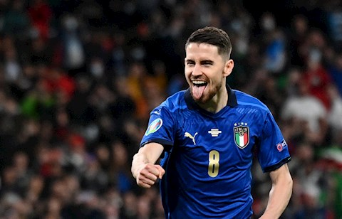 Jorginho: Thầm lặng nhưng không thể thay thế