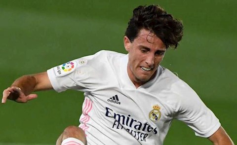 Thêm một sao Real Madrid dương tính với Covid-19