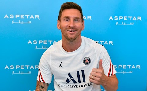 Chùm ảnh: Lionel Messi lạ lẫm trong màu áo mới