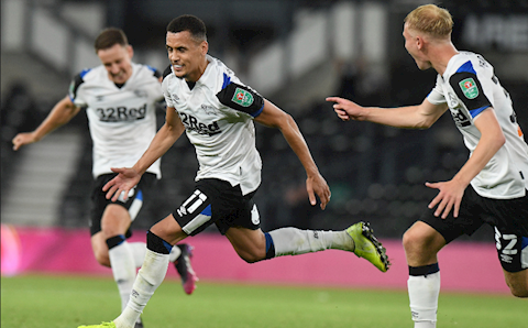 Ravel Morrison lập siêu phẩm giải cứu Derby County của Rooney