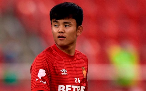 Điểm tin bóng đá tối ngày 23/12: MU ra đề nghị khó cưỡng cho Kubo