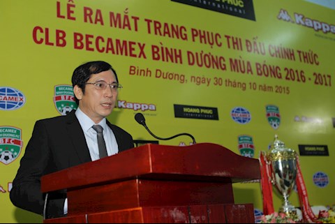 Các đội bóng V-League than khó, ngoại binh Nam Định lại gây ấn tượng mạnh