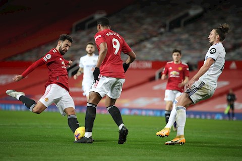 “MU hạ Leeds 3-1, Chelsea đánh bại Crystal Palace 2-0”