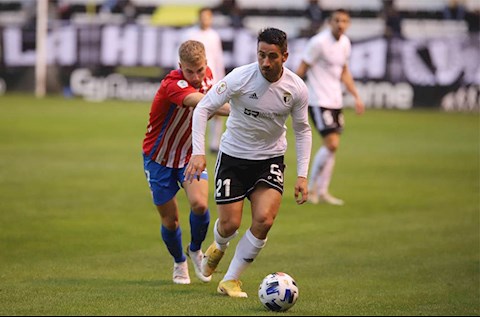 Nhận định bóng đá Gijon vs Burgos 22h00 ngày 15/8 (Hạng 2 Tây Ban Nha 2021/22)