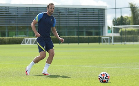 Tottenham yêu cầu trách nhiệm từ Harry Kane