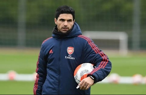 Roy Keane lên tiếng về tương lai Mikel Arteta