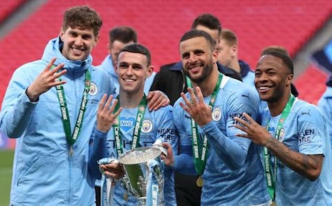 Bốc thăm vòng 3 Cúp Liên đoàn Anh: Man City dễ thở, MU đụng thú dữ