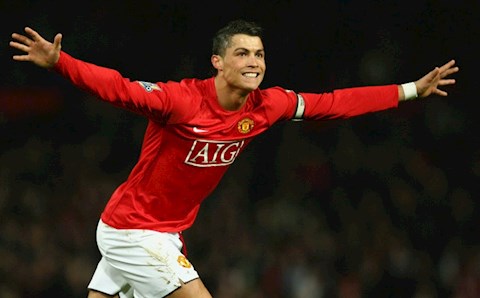 MU chính thức hành động để Ronaldo được mặc áo số 7