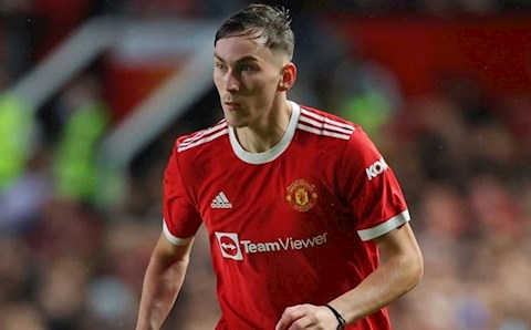 Bruno Fernandes và Solskjaer khẳng định MU đang sở hữu Carrick mới