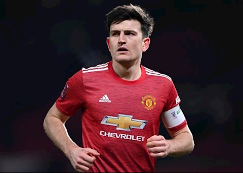 Maguire khen Ronaldo hay nhất lịch sử